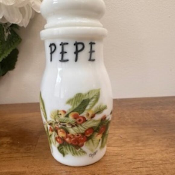 Vintage Italian Milk Glass Spice Jars Cannella Pepe Senape Fruit Opalex Style - Picture 5 of 8